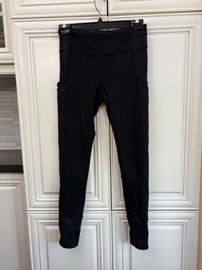 Ivivva by Lululemon girls quilted leggings